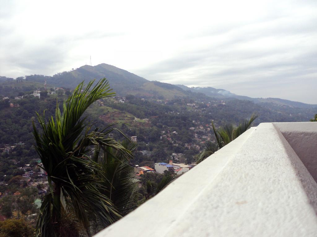Holiday Stay Inn Kandy Exterior foto