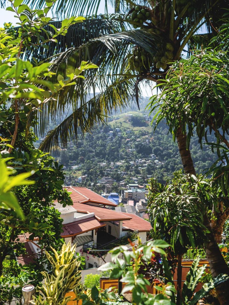 Holiday Stay Inn Kandy Exterior foto